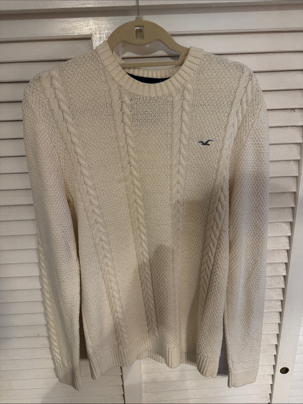 Hollister Men's Cream Cable Crewneck Sweater with Embroidered Logo